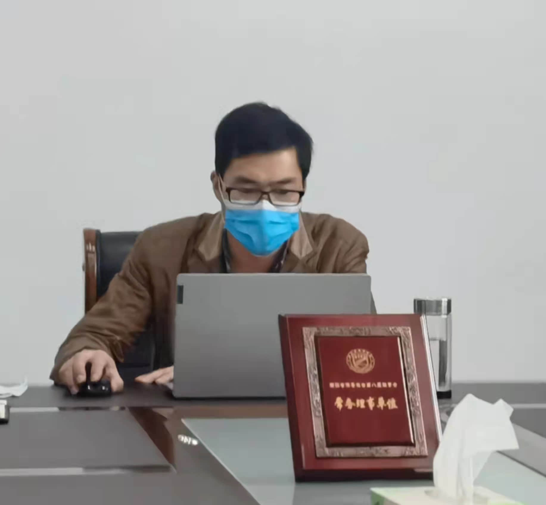 金東保安召開(kāi)會(huì)議傳達(dá)學(xué)習(xí)黨的十九屆六中全會(huì)精神